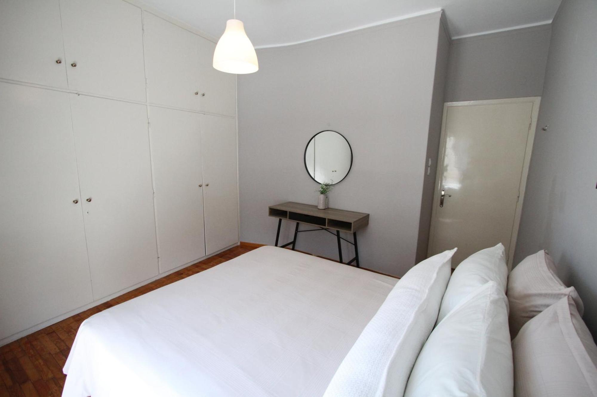 Newly Renovated 2 Bedroom In Appartement