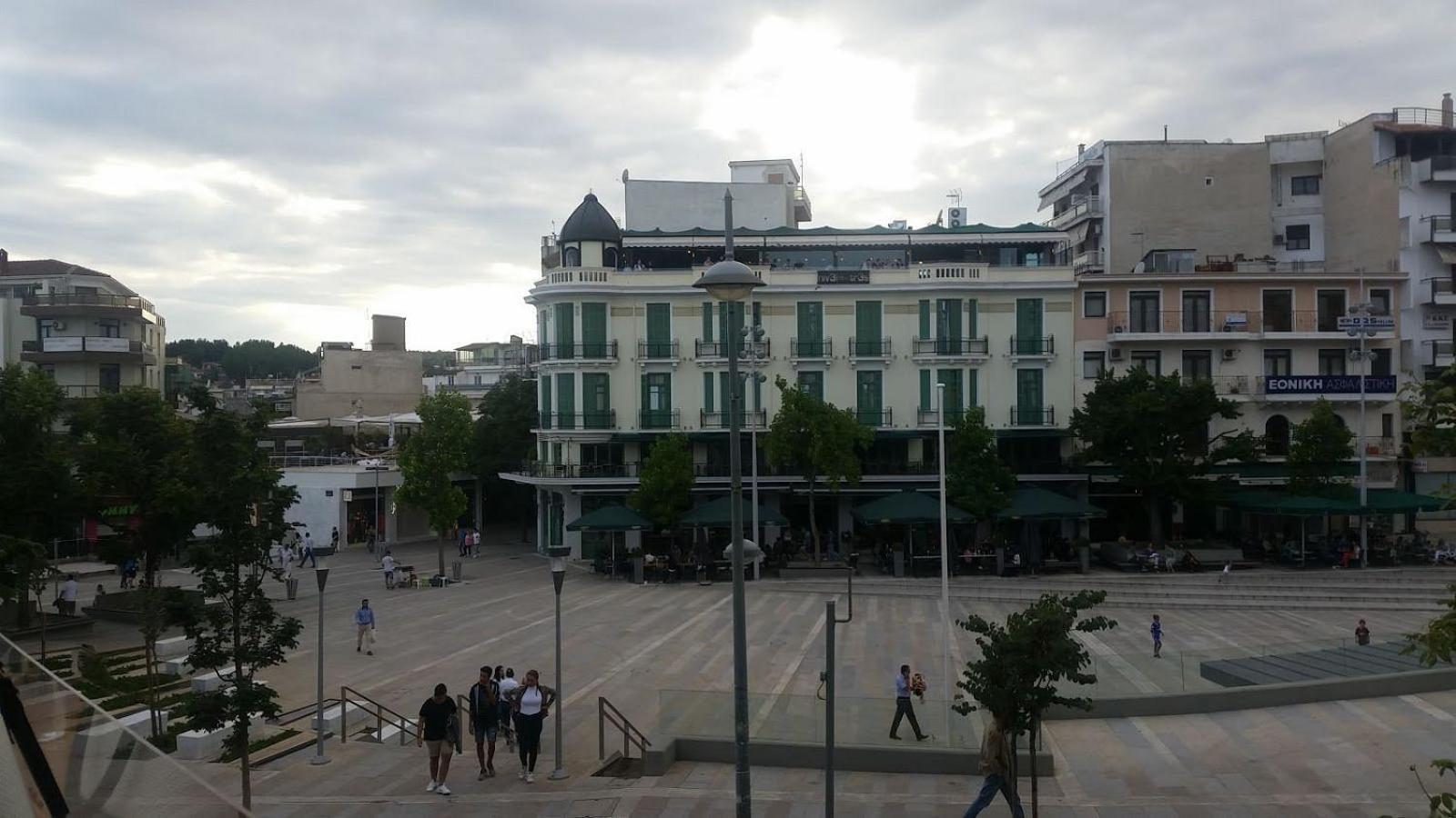 Newly Renovated 2 Bedroom In Appartement Kozani