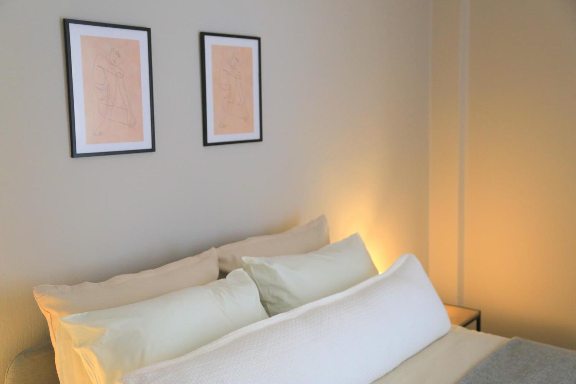 Newly Renovated 2 Bedroom In Appartement *
